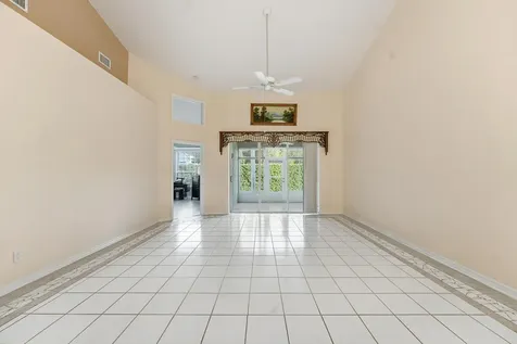 1578 Sw Harbour Isles Circle Port Saint Lucie FL 34986