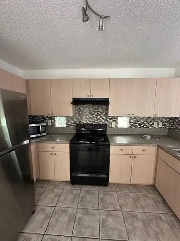 4172 Pine Hollow Circle Greenacres FL 33463