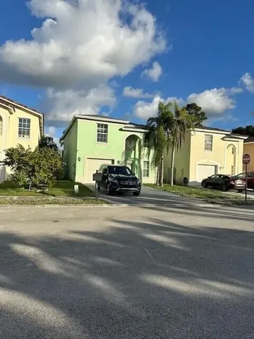 4172 Pine Hollow Circle Greenacres FL 33463