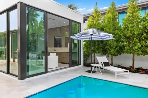 1099 Ne 4th Avenue Boca Raton FL 33432
