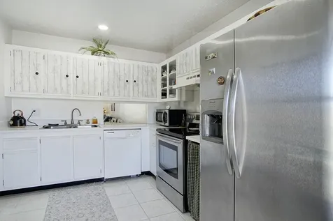 1203 S Lakes End Drive Fort Pierce FL 34982