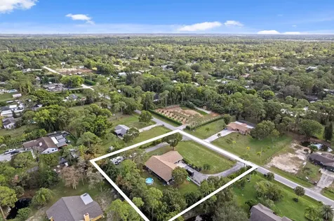 12895 53rd Road The Acreage FL 33411