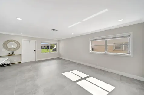 14737 Edna Way Delray Beach FL 33484