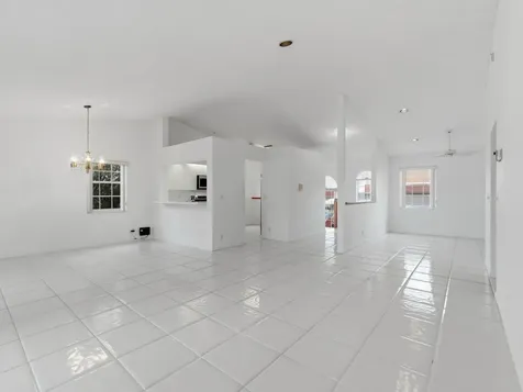 14383 Via Royale Delray Beach FL 33446