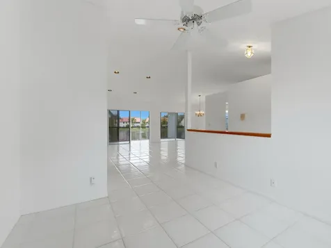 14383 Via Royale Delray Beach FL 33446