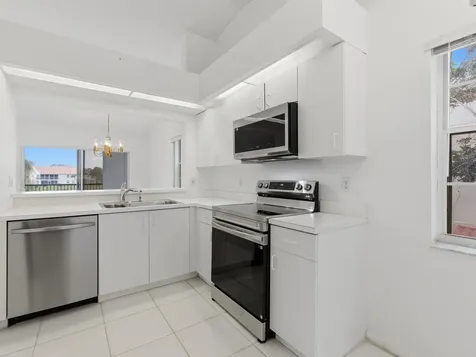 14383 Via Royale Delray Beach FL 33446