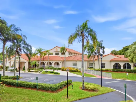 14383 Via Royale Delray Beach FL 33446
