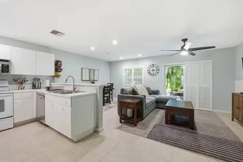 5292 Pine Meadows Road Lake Worth FL 33463