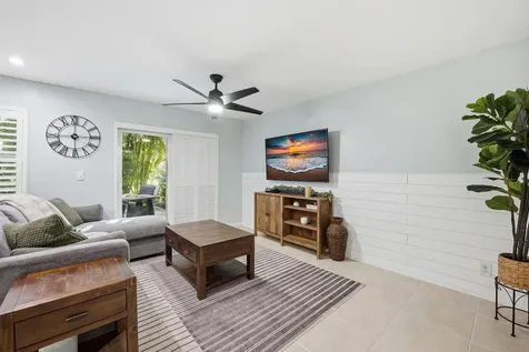 5292 Pine Meadows Road Lake Worth FL 33463