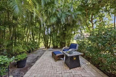 5292 Pine Meadows Road Lake Worth FL 33463