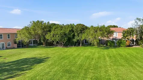 5292 Pine Meadows Road Lake Worth FL 33463