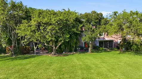 5292 Pine Meadows Road Lake Worth FL 33463