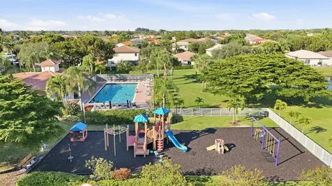 5292 Pine Meadows Road Lake Worth FL 33463