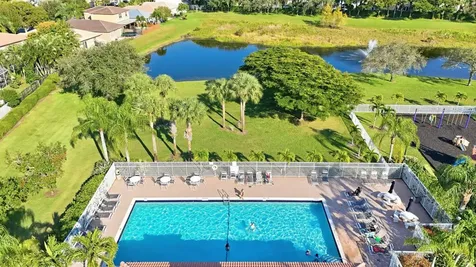 5292 Pine Meadows Road Lake Worth FL 33463