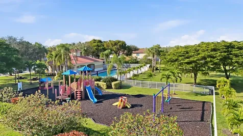5292 Pine Meadows Road Lake Worth FL 33463