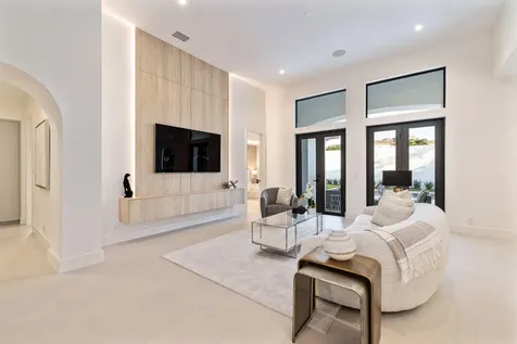 1740 Sw 2nd Avenue Boca Raton FL 33432