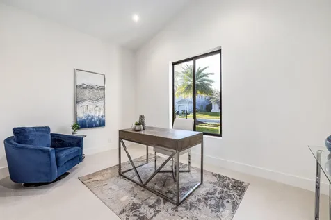 1740 Sw 2nd Avenue Boca Raton FL 33432