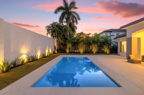 1740 Sw 2nd Avenue Boca Raton FL 33432