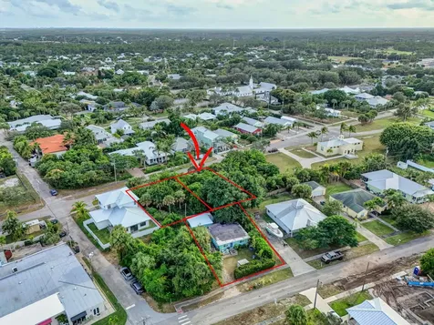 9156 SE Mars Street Hobe Sound FL 33455