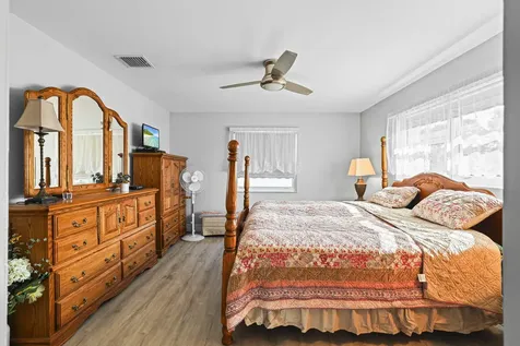 1203 S Lakes End Drive Fort Pierce FL 34982