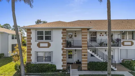 1203 S Lakes End Drive Fort Pierce FL 34982