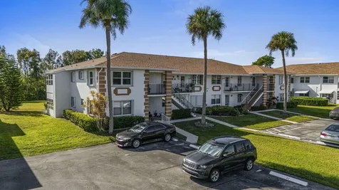 1203 S Lakes End Drive Fort Pierce FL 34982