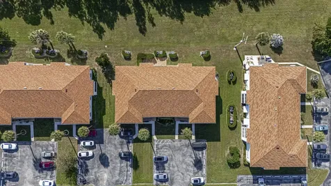 1203 S Lakes End Drive Fort Pierce FL 34982