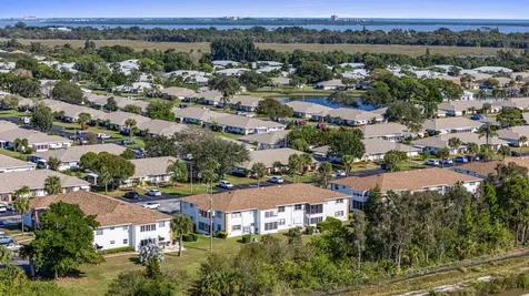 1203 S Lakes End Drive Fort Pierce FL 34982