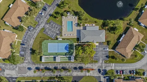 1203 S Lakes End Drive Fort Pierce FL 34982