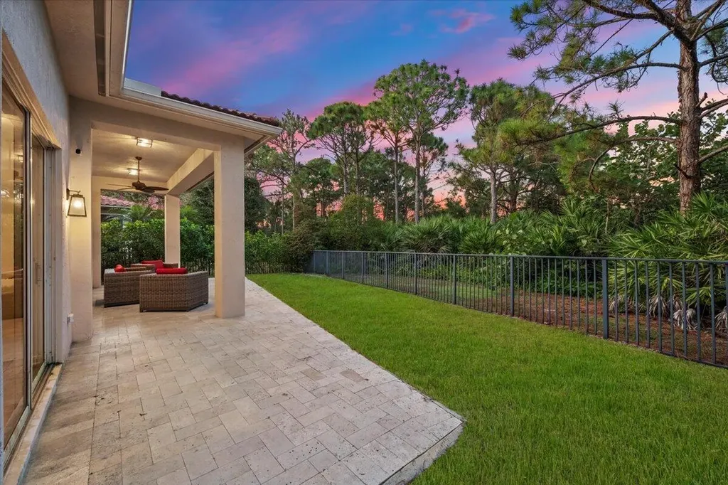 2023 Graden Drive Palm Beach Gardens FL 33410