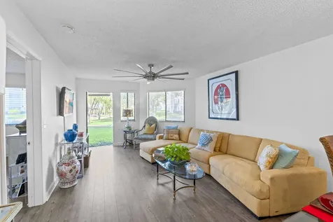 3138 Via Poinciana Lake Worth FL 33467