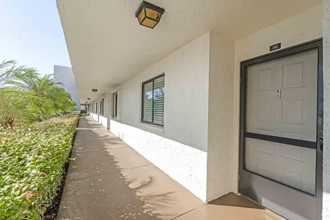 3138 Via Poinciana Lake Worth FL 33467
