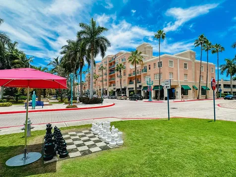 99 Se Mizner Boulevard Boca Raton FL 33432
