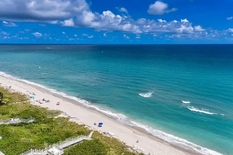 99 Se Mizner Boulevard Boca Raton FL 33432