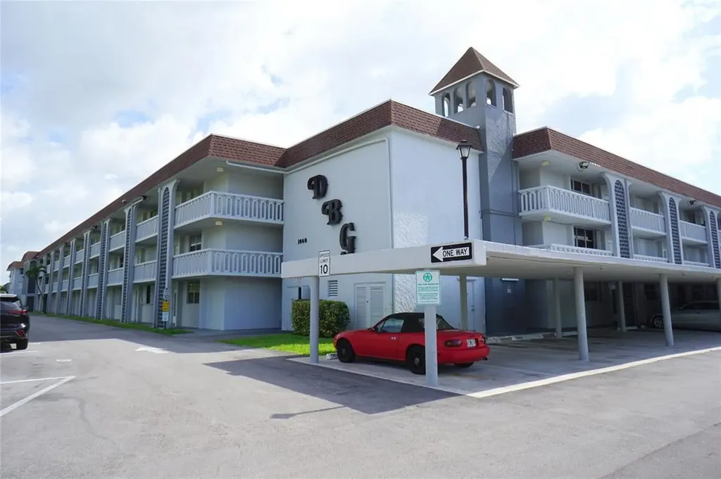 1040 Se 4th Avenue Deerfield Beach FL 33441