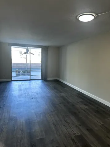 1040 Se 4th Avenue Deerfield Beach FL 33441