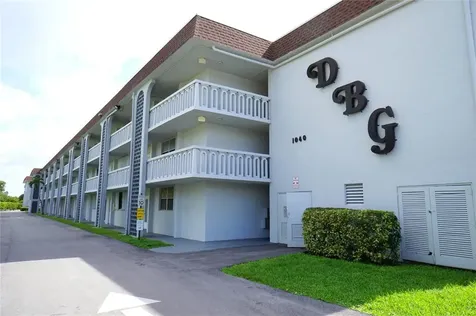 1040 Se 4th Avenue Deerfield Beach FL 33441
