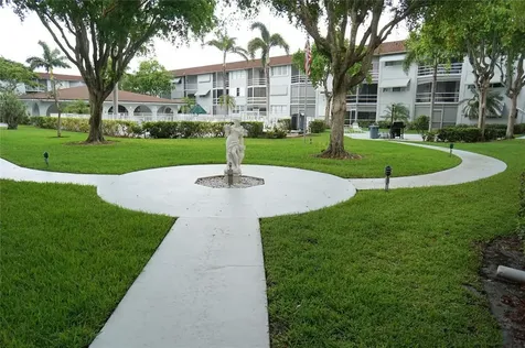 1040 Se 4th Avenue Deerfield Beach FL 33441