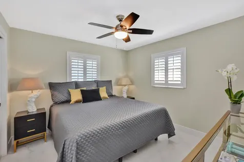2390 Sw 13th Avenue Boynton Beach FL 33426