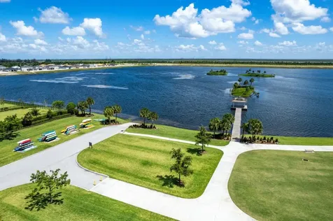 1119 Arrowhead Point Road Loxahatchee FL 33470