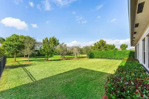 1119 Arrowhead Point Road Loxahatchee FL 33470