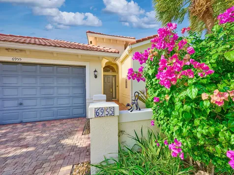 6955 Fabiano Circle Boynton Beach FL 33437