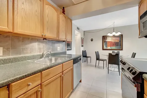 4050 Cornwall C Boca Raton FL 33434
