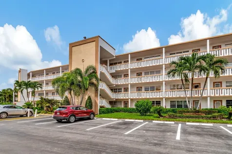 4050 Cornwall C Boca Raton FL 33434