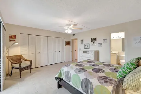 4050 Cornwall C Boca Raton FL 33434