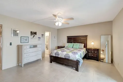 4050 Cornwall C Boca Raton FL 33434