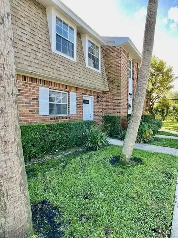 413 N Cypress Drive Tequesta FL 33469