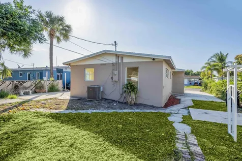 1349 9th Street West Palm Beach FL 33401