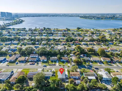 1349 9th Street West Palm Beach FL 33401