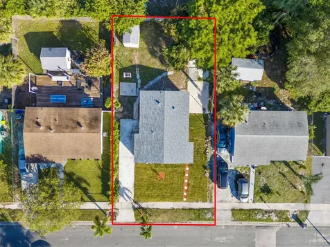 1349 9th Street West Palm Beach FL 33401